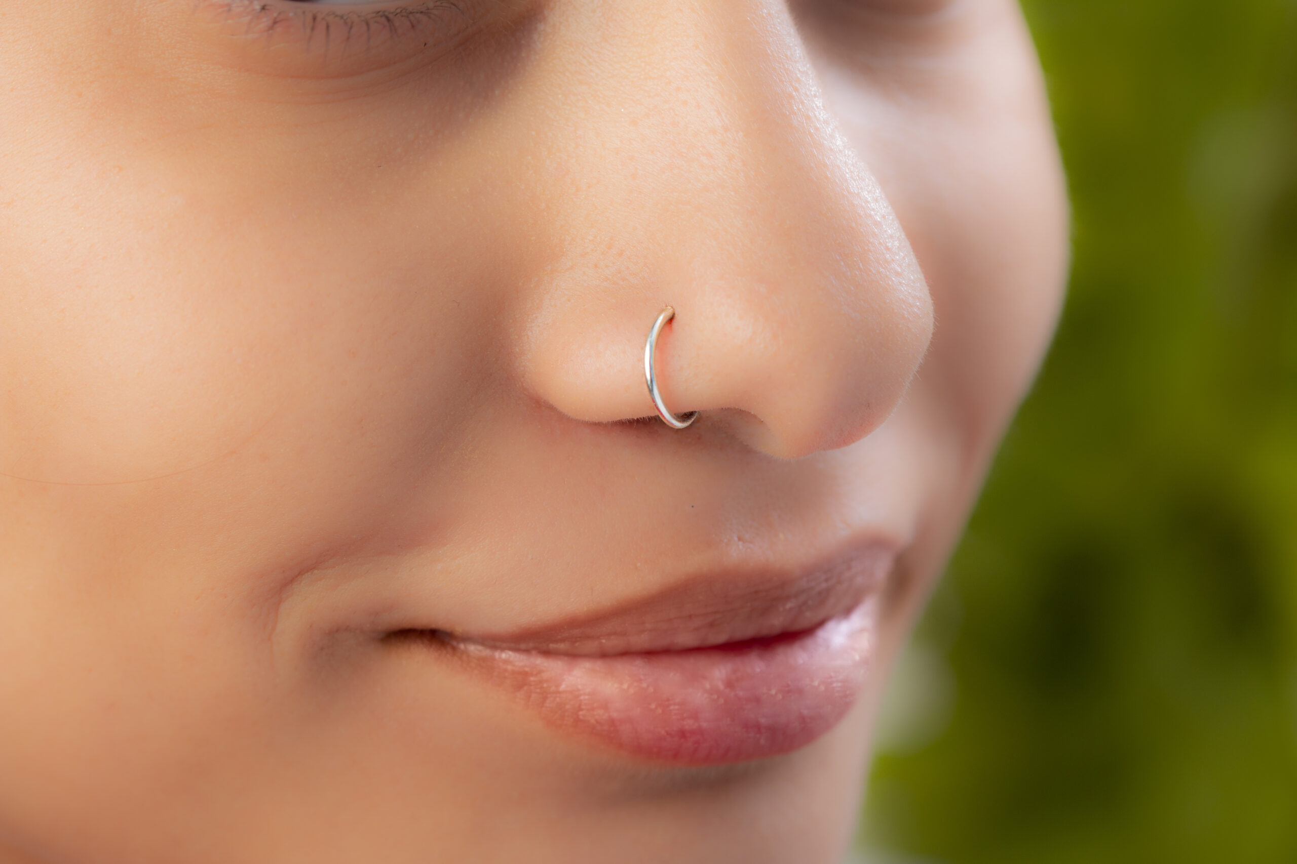 Nose Pin - Buy Latest Fancy Nose Pins starting from ₹250 | Myntra