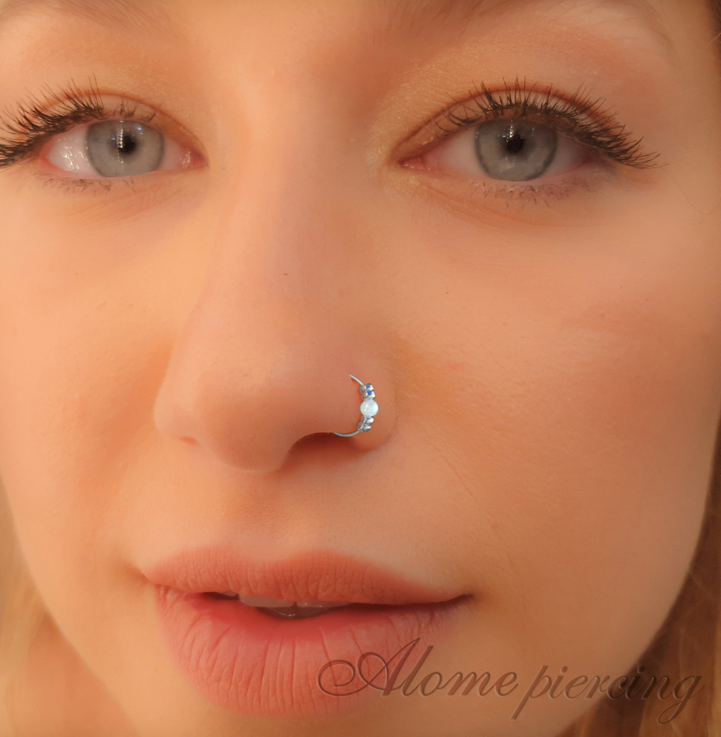 Faux Nose Ring - Fake Nose Hoop Ring - Silver or Gold - Clip On