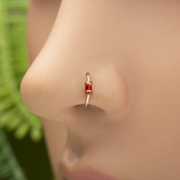 nose ring model red bead